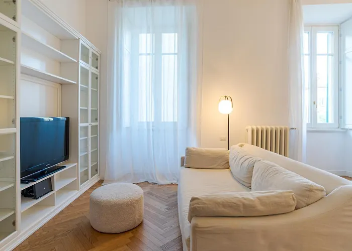 Reggenza Apartamento Como